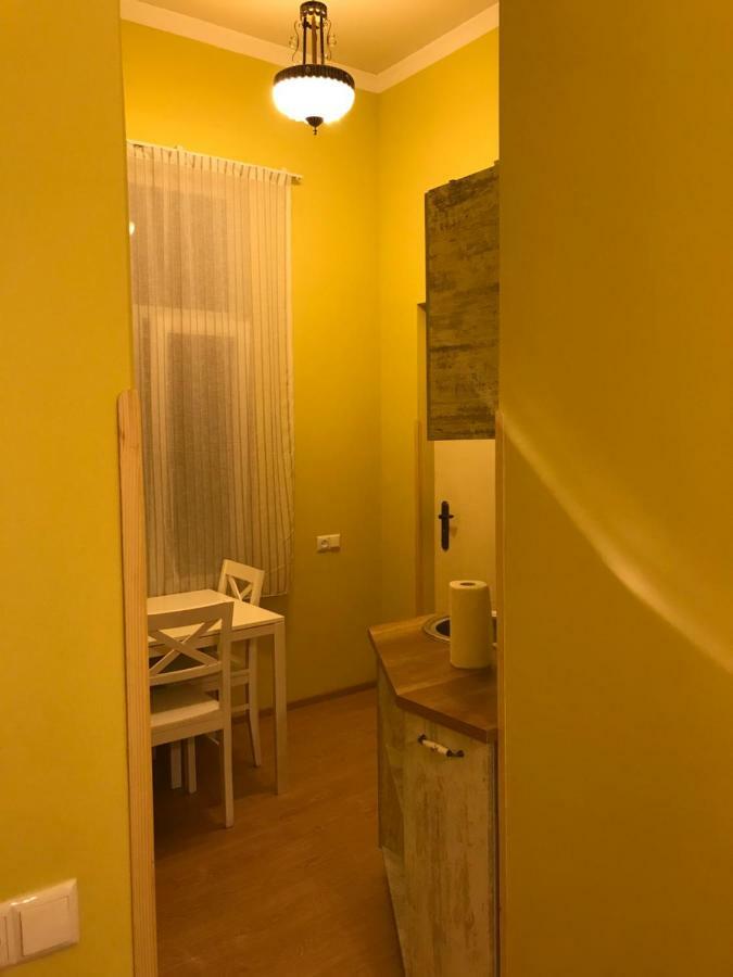 Iveria Aparthotel Tbilisi Buitenkant foto